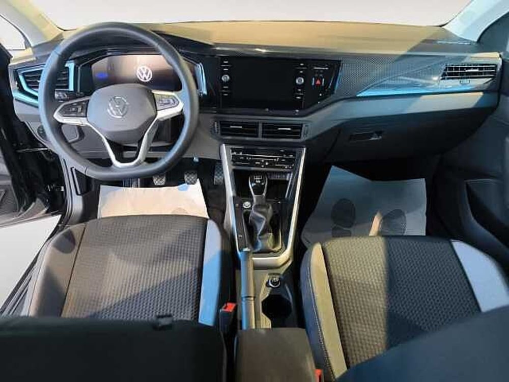 Volkswagen Taigo nuova a Lecco (9)