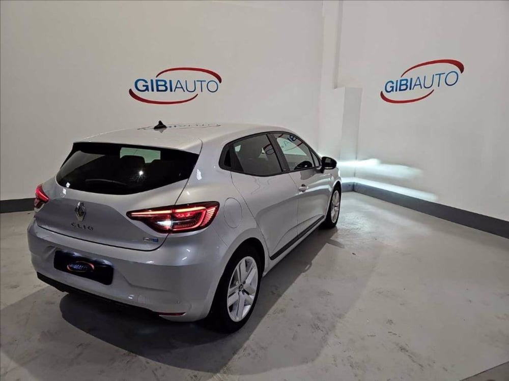 Renault Clio usata a Palermo (8)