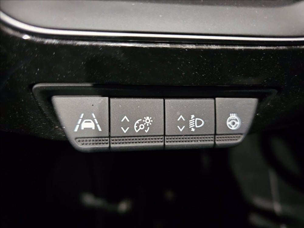 Renault Arkana nuova a Palermo (14)