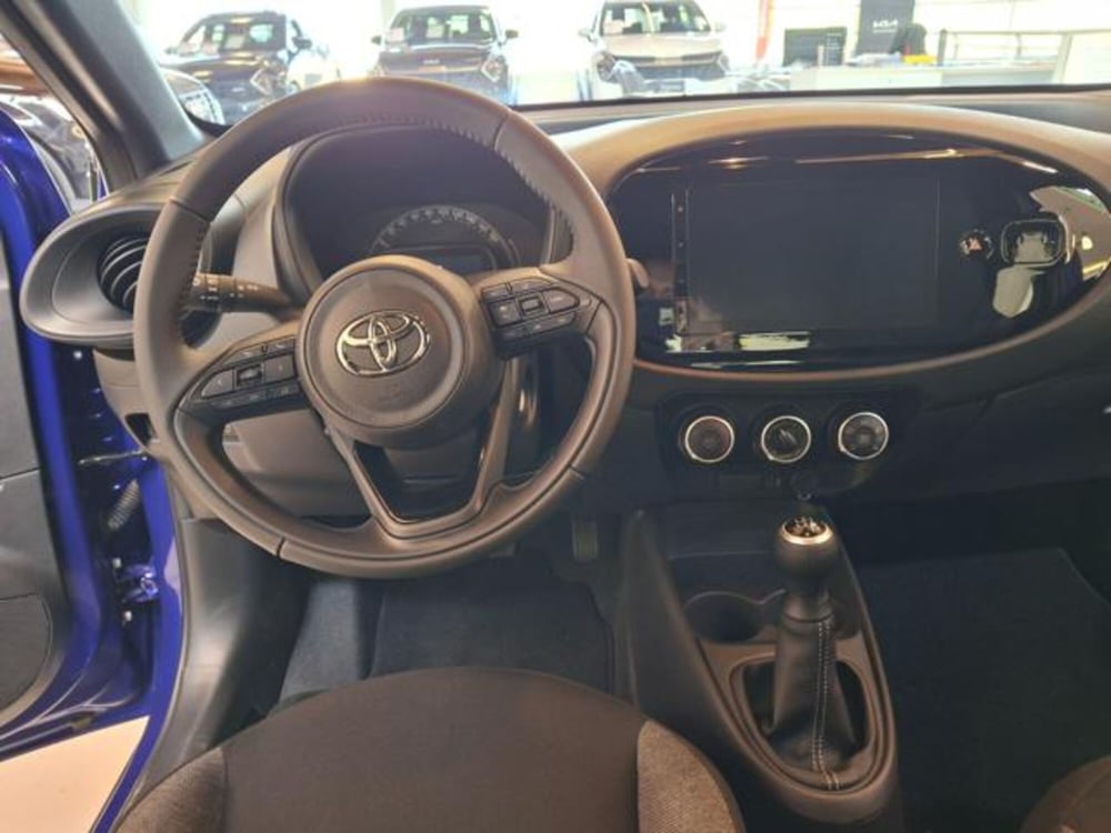Toyota Aygo X nuova a Vicenza (11)