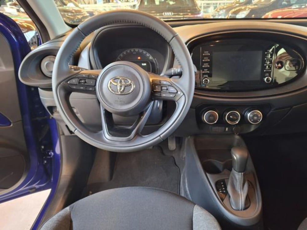 Toyota Aygo X nuova a Vicenza (10)