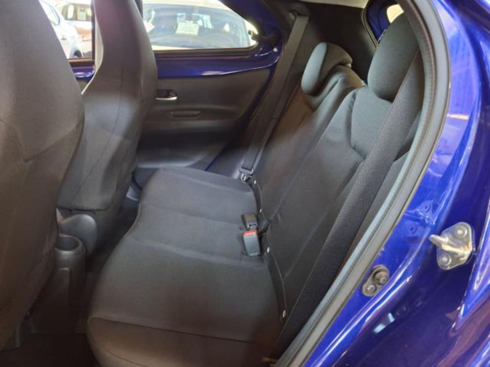 Toyota Aygo X nuova a Vicenza (9)