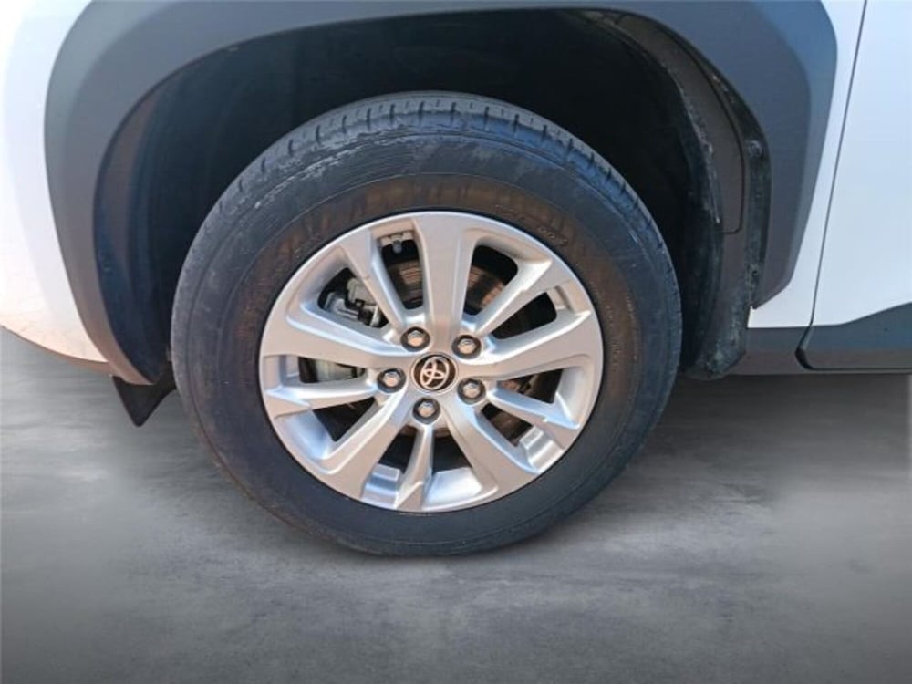 Toyota Yaris Cross usata a Bari (7)