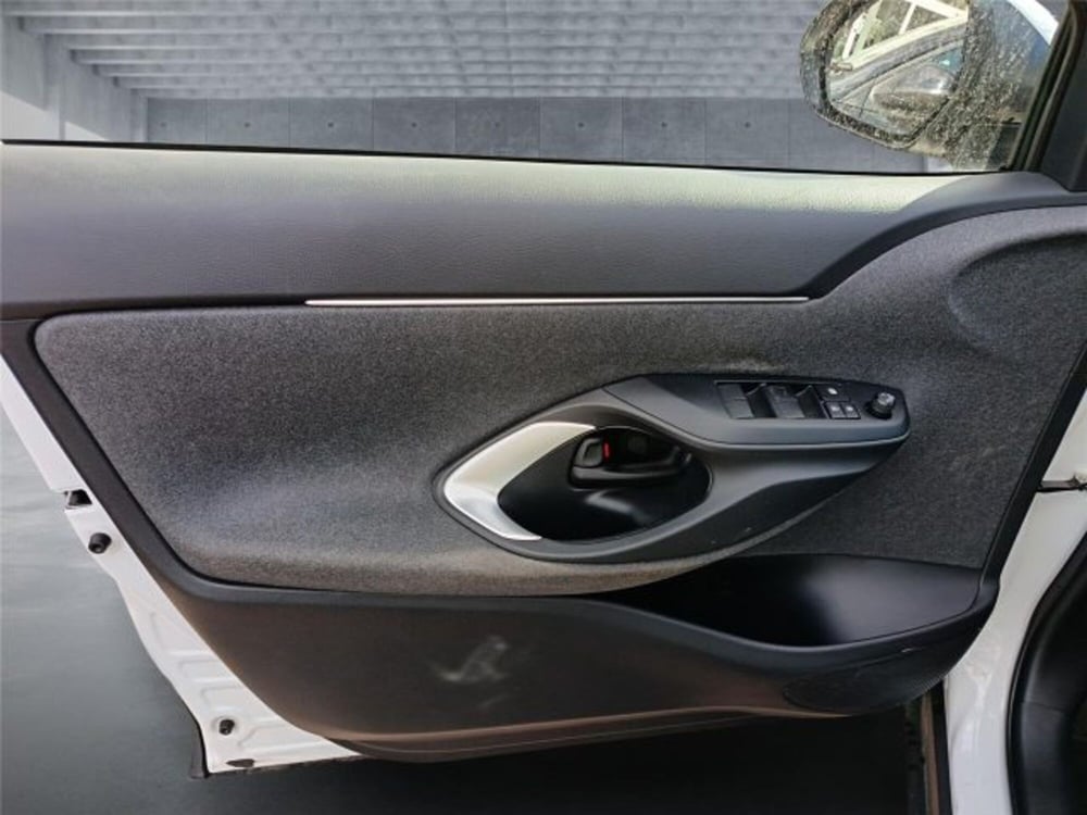 Toyota Yaris Cross usata a Bari (8)