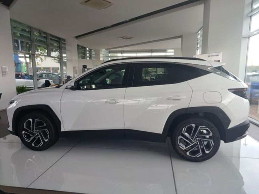 Hyundai Tucson nuova a Savona (12)