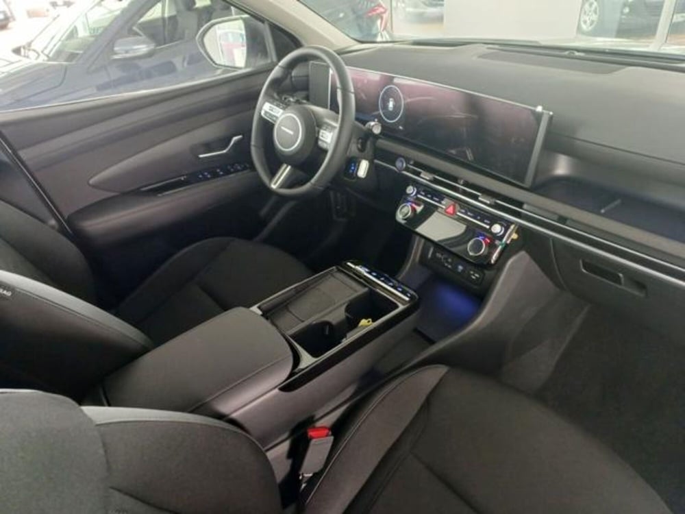 Hyundai Tucson nuova a Savona (14)