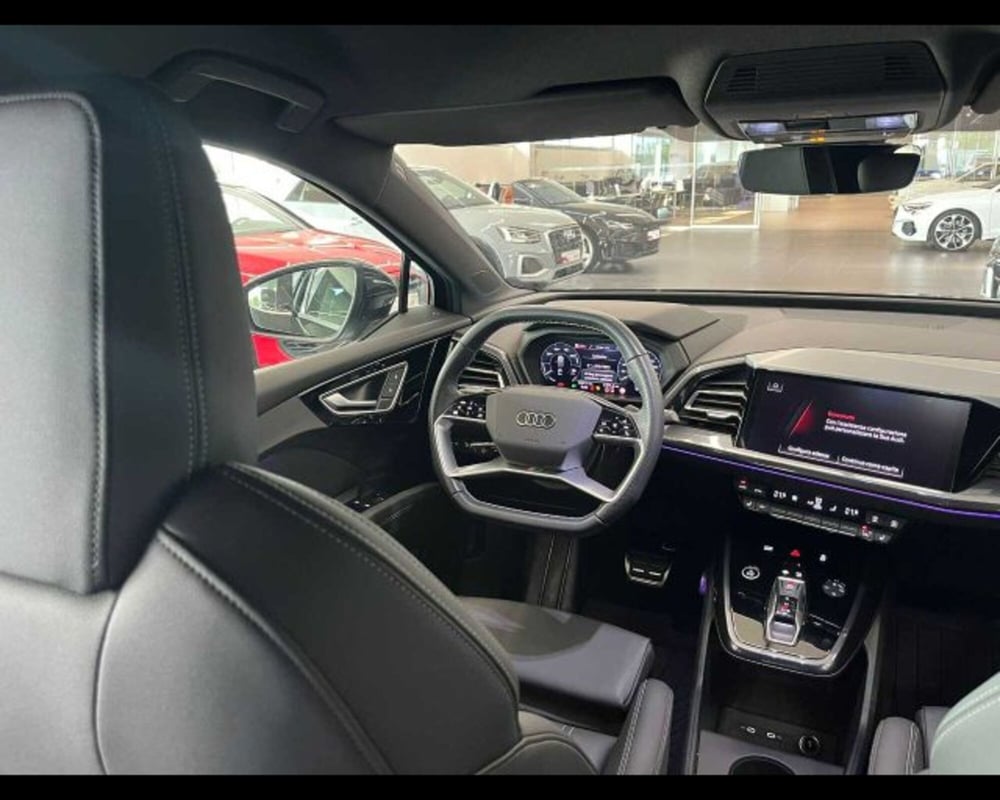Audi Q4 Sportback usata a Bologna (6)