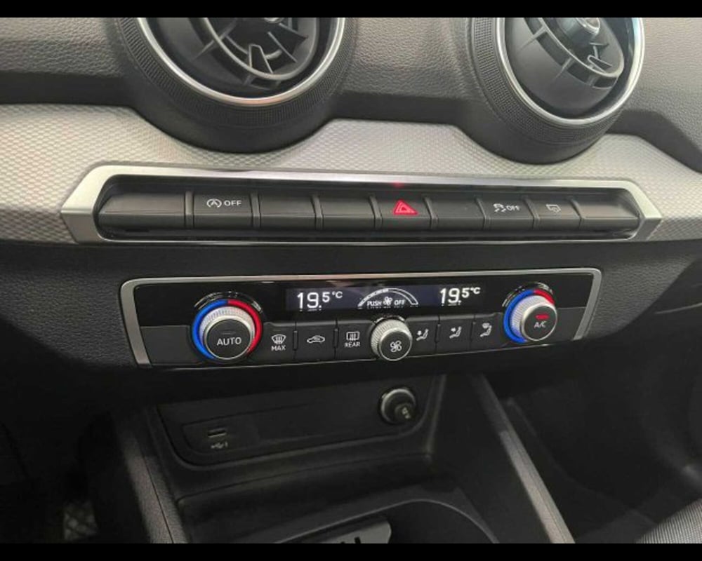 Audi Q2 usata a Bologna (7)