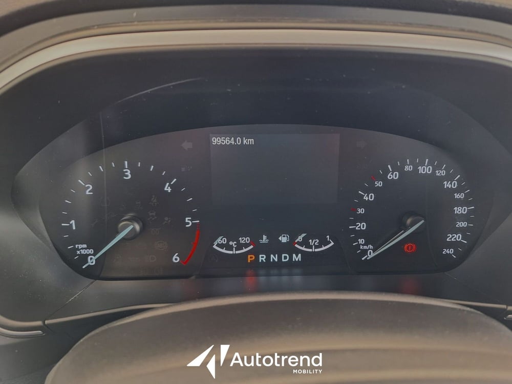 Ford Focus Station Wagon usata a Bari (10)