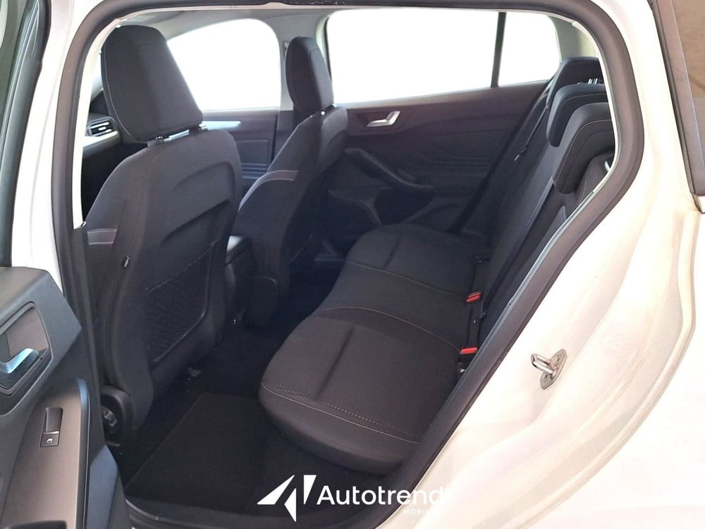 Ford Focus Station Wagon usata a Bari (13)