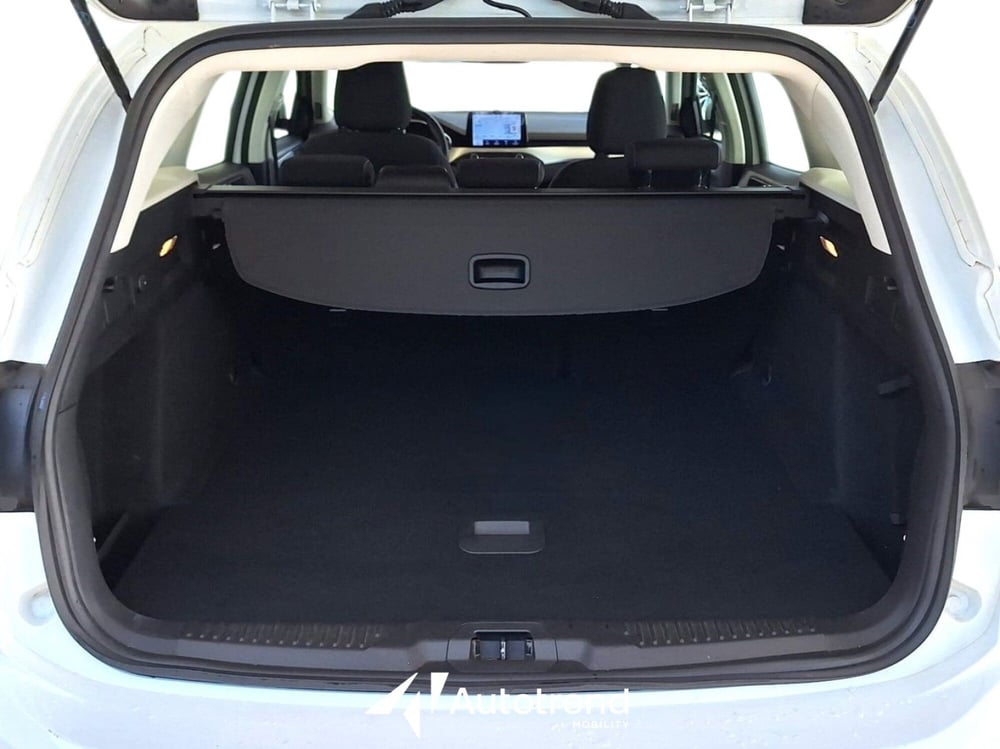 Ford Focus Station Wagon usata a Bari (14)