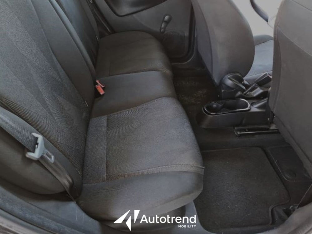 Lancia Ypsilon usata a Bari (11)