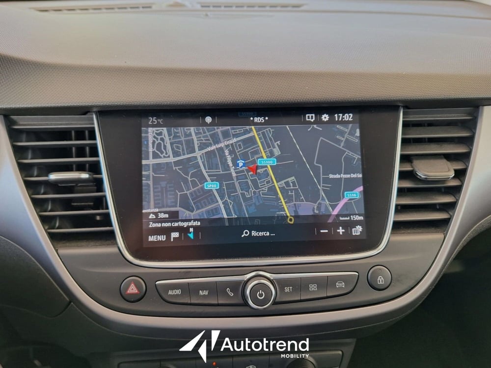 Opel Crossland X usata a Bari (11)