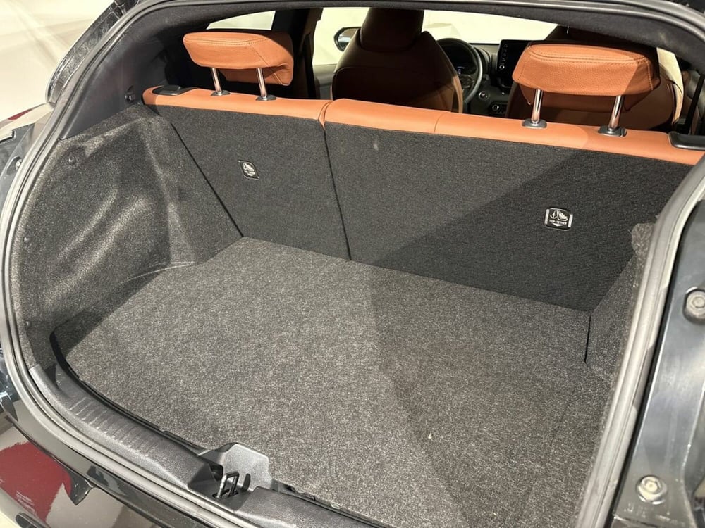 Toyota GR Yaris usata a Lecco (13)