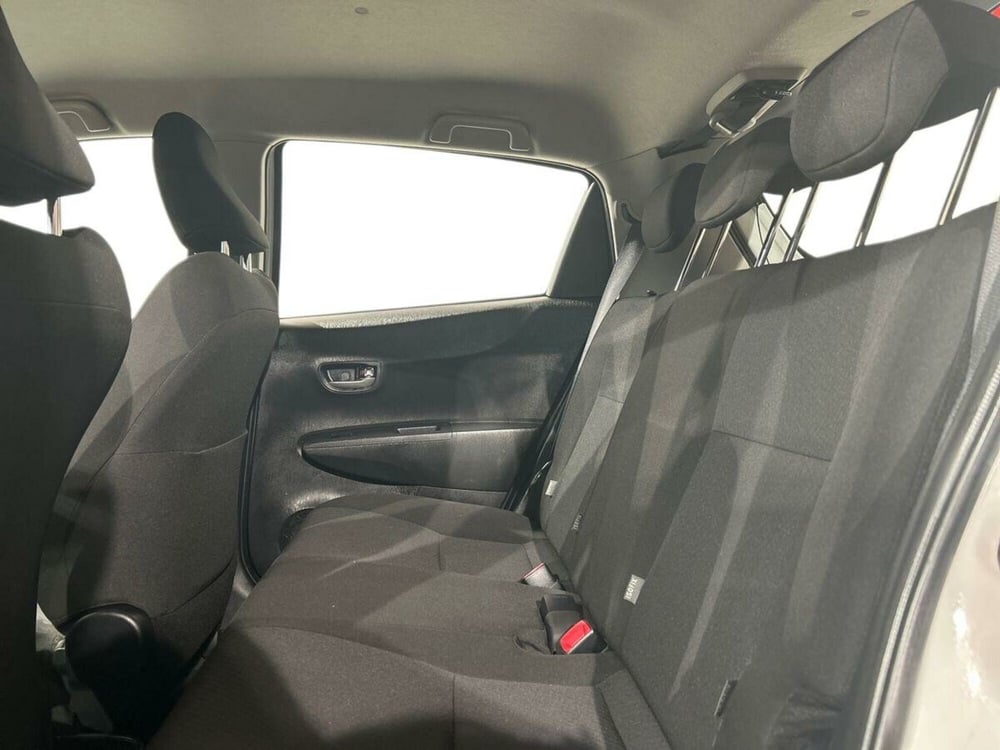 Toyota Yaris usata a Lecco (11)