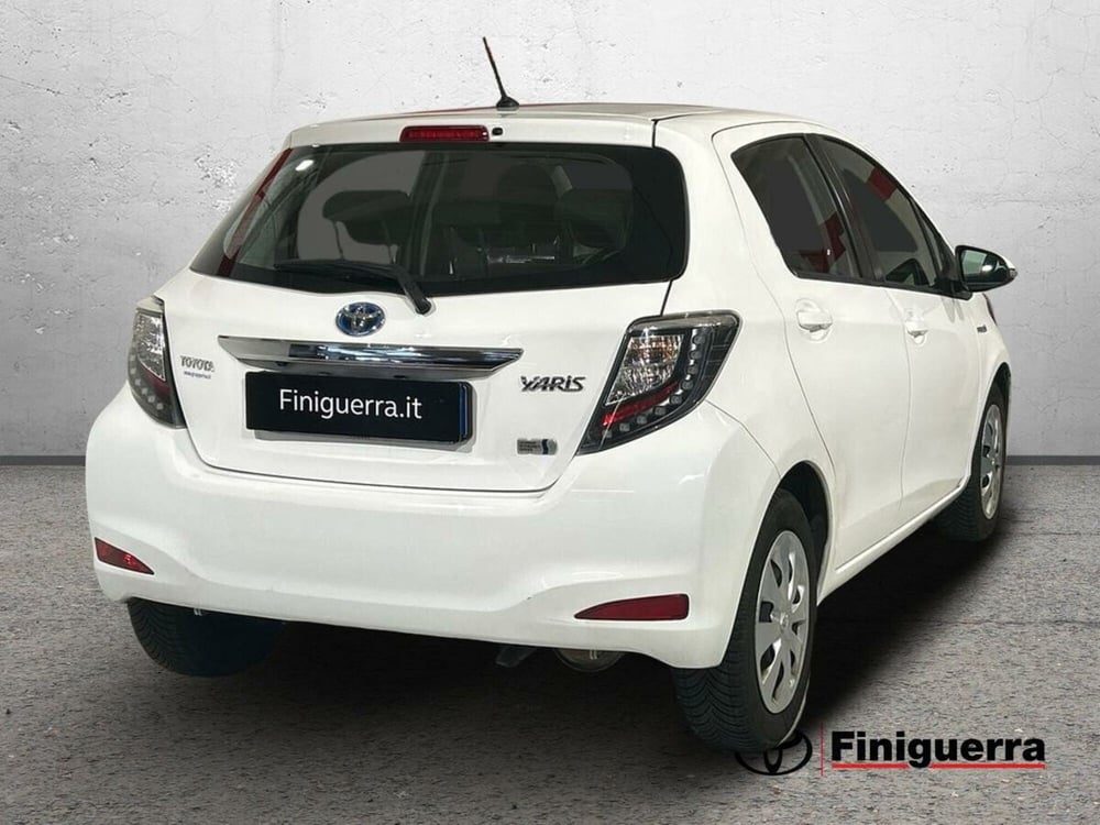 Toyota Yaris usata a Lecco (4)