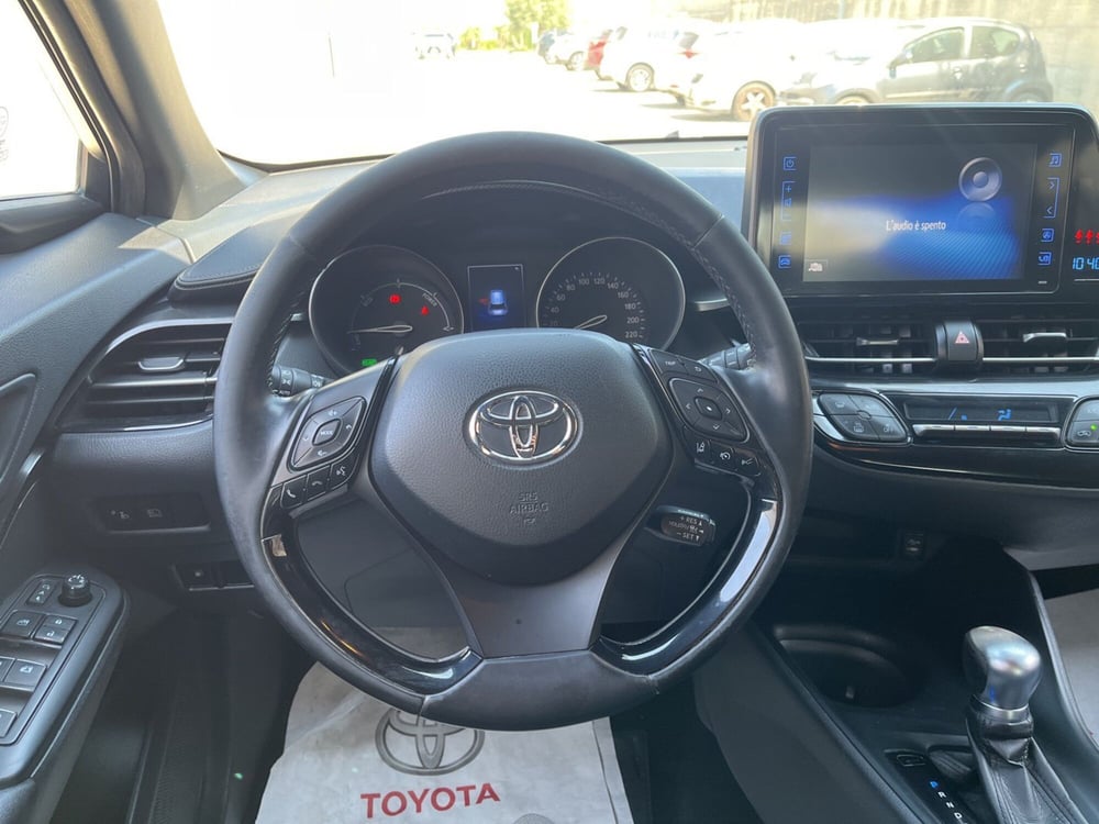 Toyota Toyota C-HR usata a Ragusa (11)