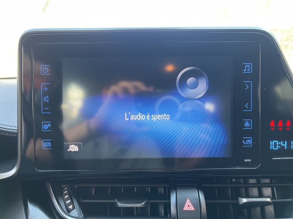 Toyota Toyota C-HR usata a Ragusa (13)