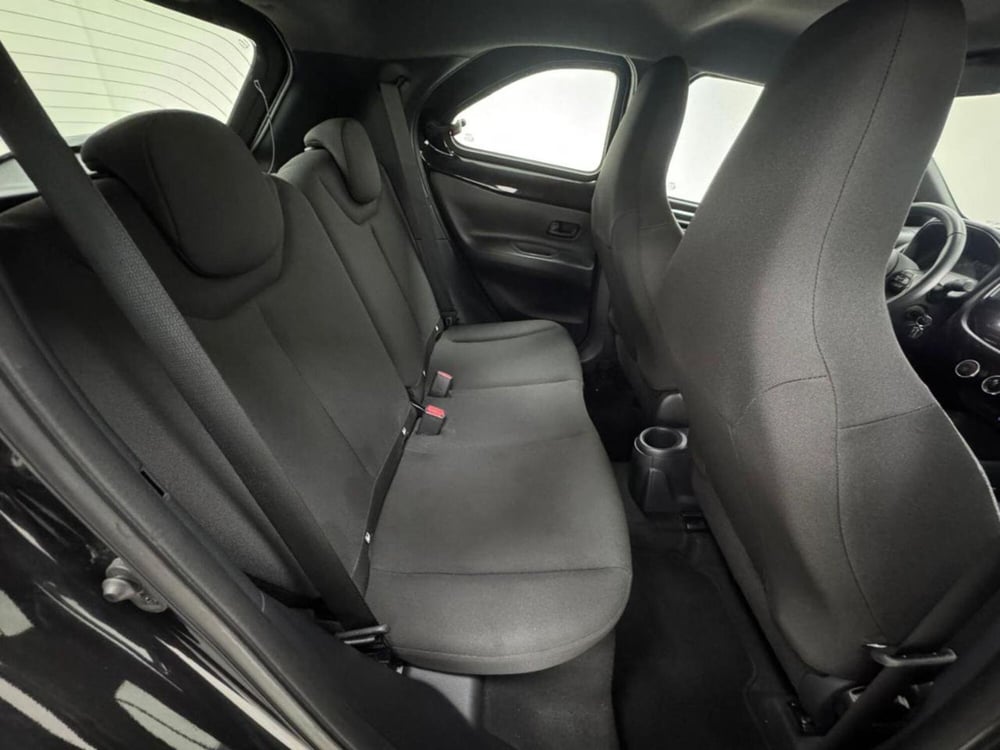 Toyota Aygo X usata a Como (5)