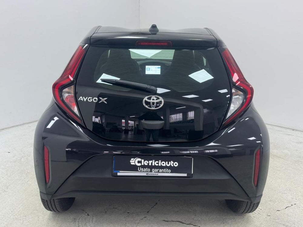 Toyota Aygo X usata a Como (7)