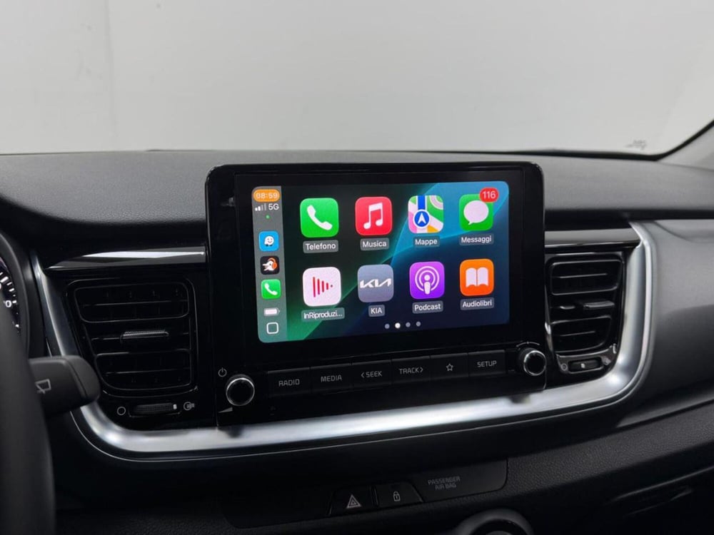 Kia Stonic usata a Como (11)
