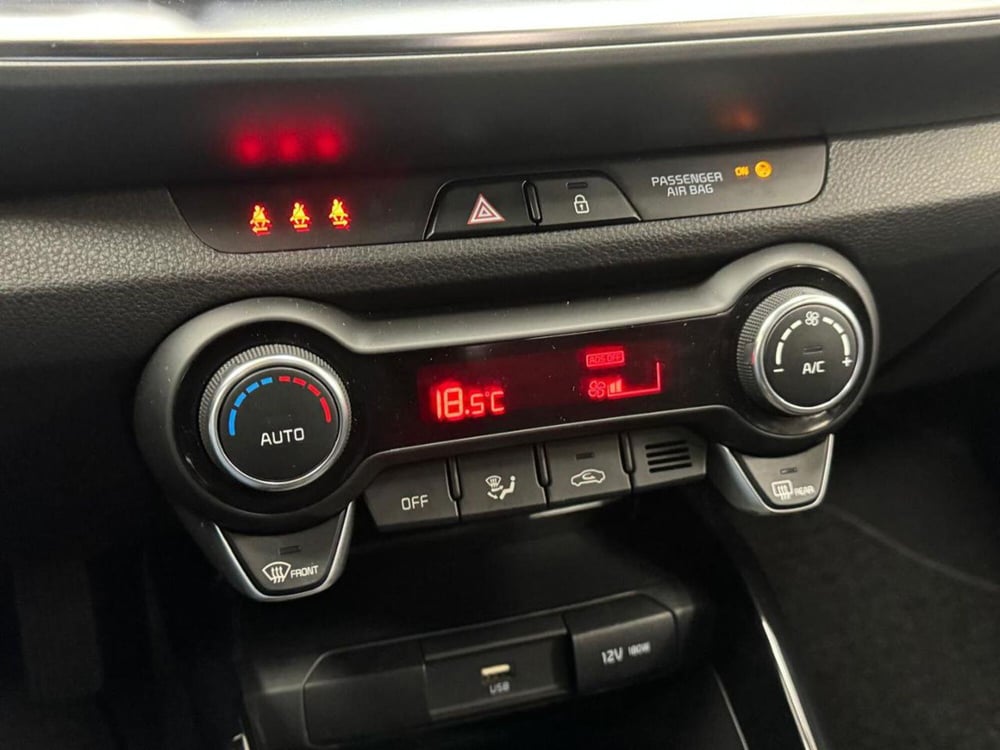 Kia Stonic usata a Como (16)