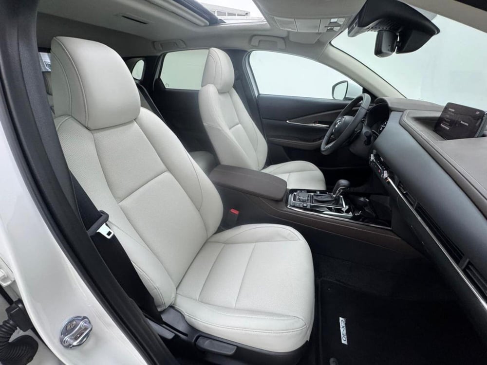 Mazda CX-30 nuova a Como (3)