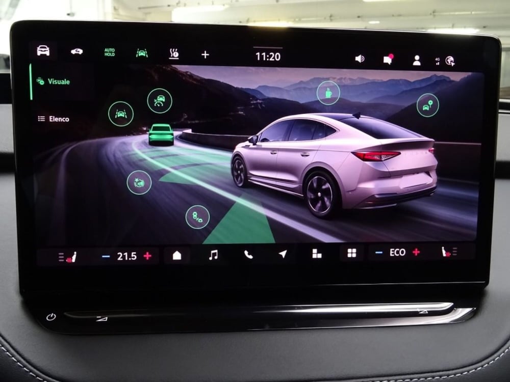 Skoda Enyaq Coupé nuova a Como (17)
