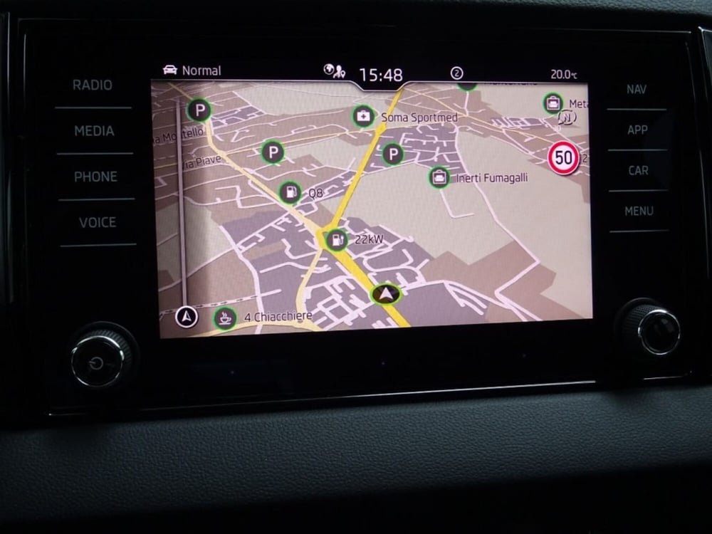 Skoda Karoq nuova a Como (10)
