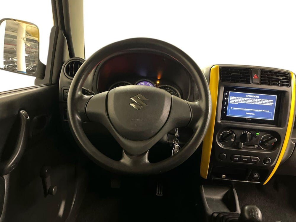 Suzuki Jimny usata a Milano (11)