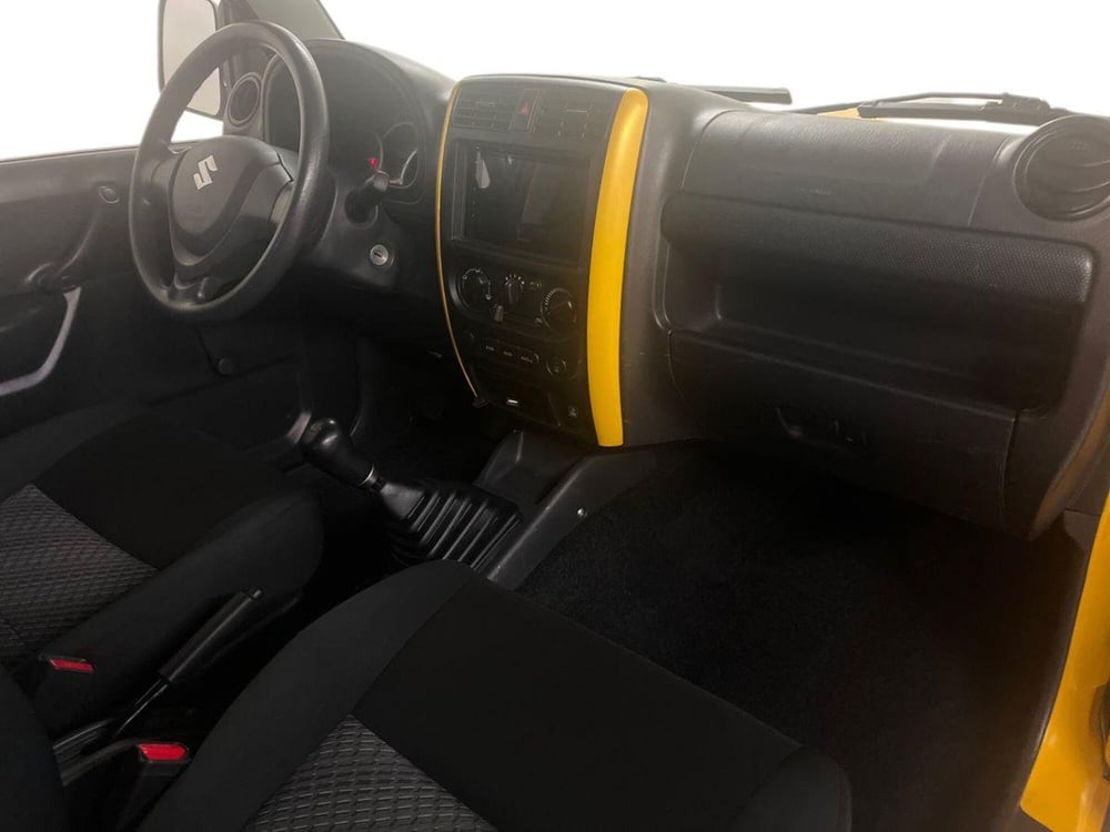 Suzuki Jimny usata a Milano (15)