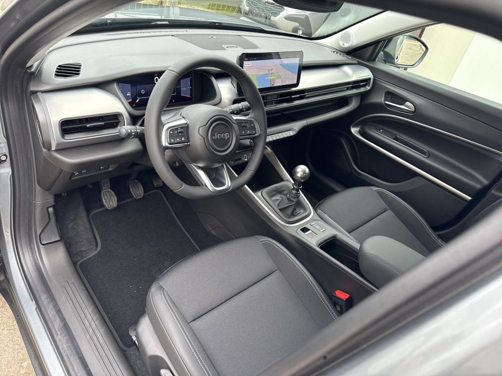 Jeep Avenger nuova  (10)