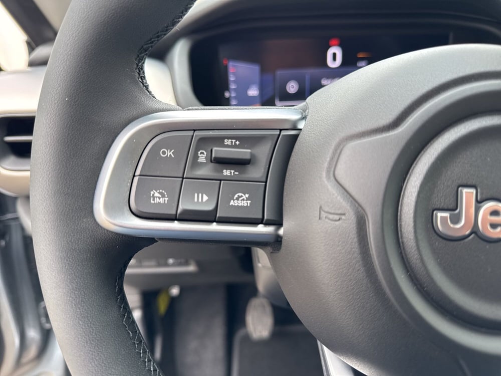 Jeep Avenger nuova  (15)