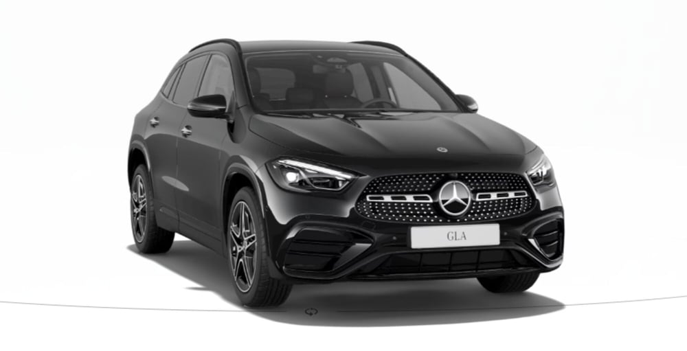 Mercedes-Benz GLA SUV nuova a Trento (4)