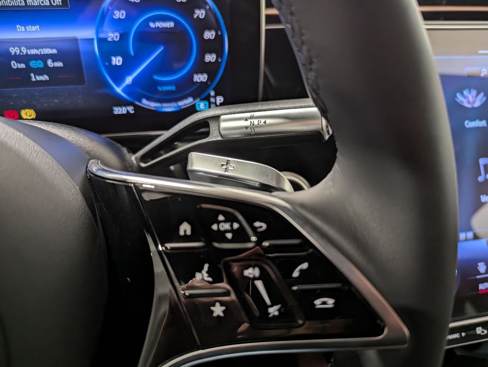 Mercedes-Benz EQS SUV usata a Bolzano (15)