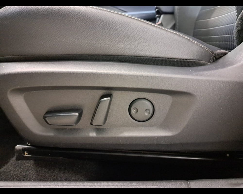Nissan Qashqai usata a Arezzo (17)