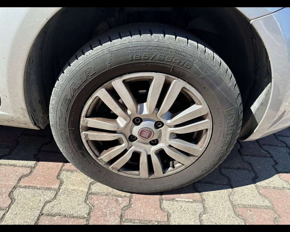 Fiat Punto usata a Siena (16)