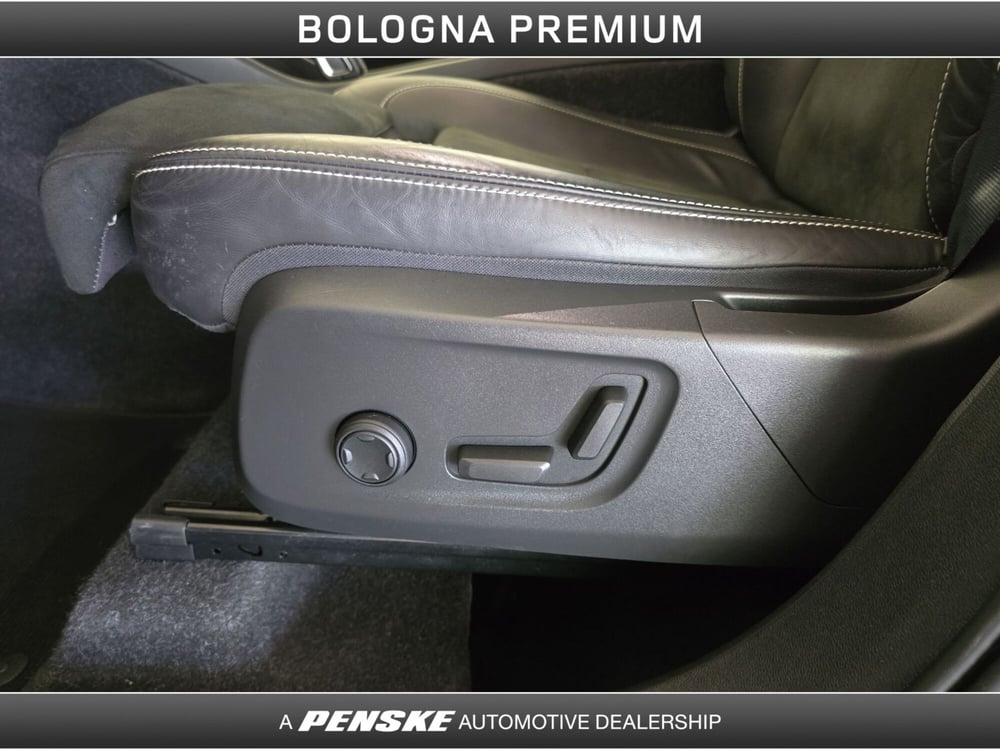 Volvo XC40 usata a Bologna (13)