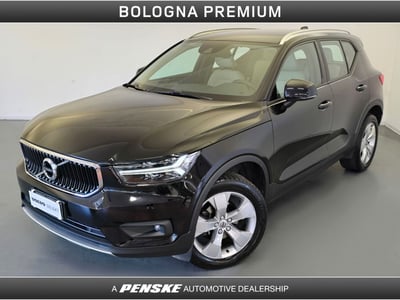 Volvo XC40 T2 Geartronic Momentum del 2021 usata a Casalecchio di Reno