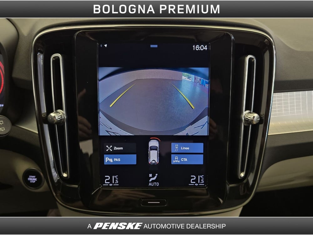 Volvo XC40 usata a Bologna (14)
