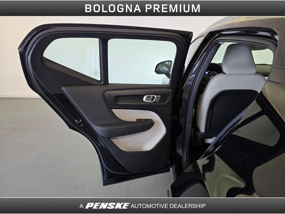 Volvo XC40 usata a Bologna (17)