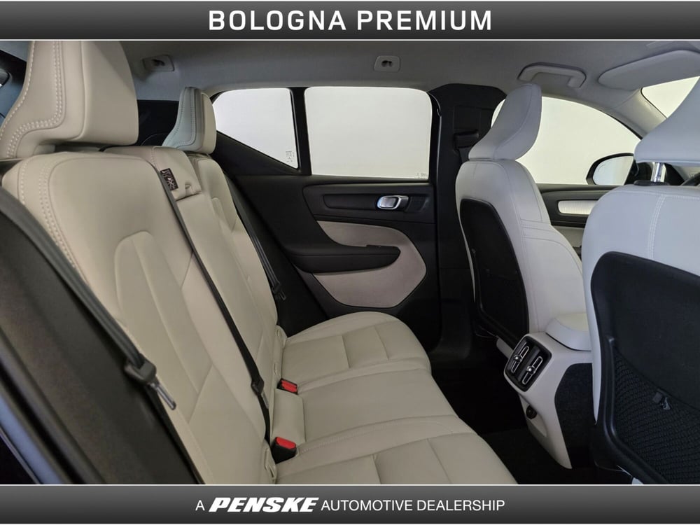 Volvo XC40 usata a Bologna (5)
