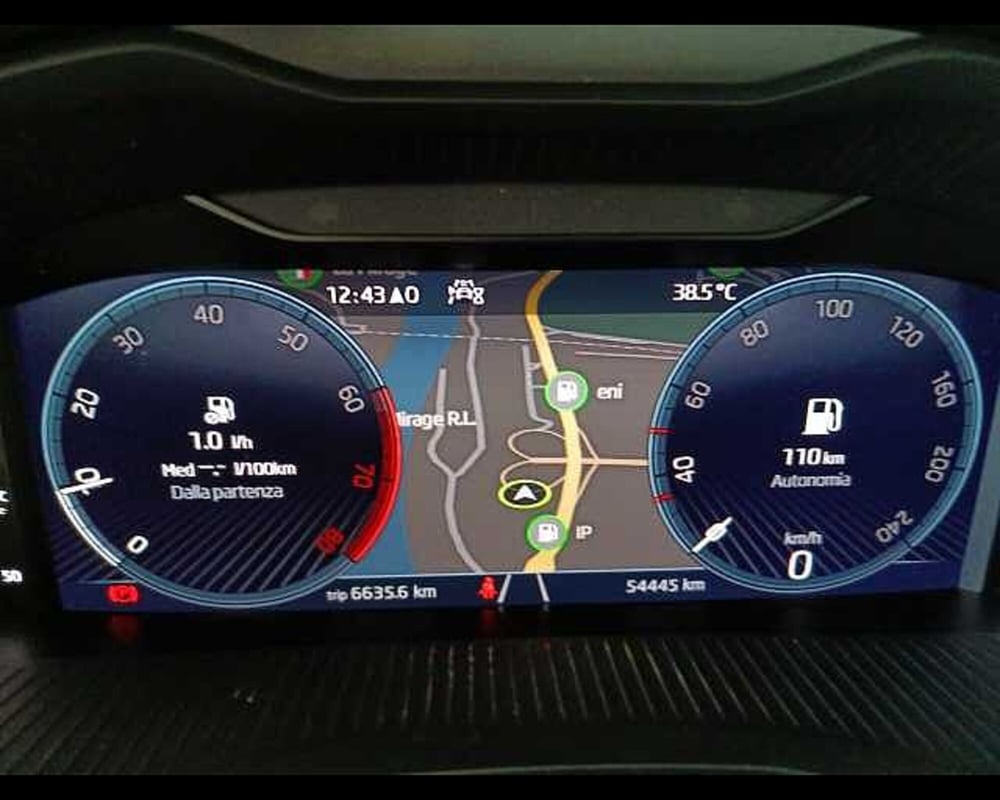 Skoda Kamiq usata a Roma (14)