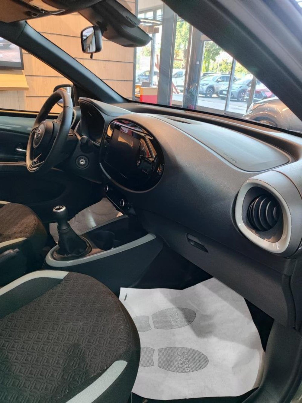 Toyota Aygo X nuova a Perugia (5)