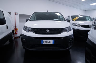 Peugeot Partner Furgone 1.5 bluehdi 130cv S&amp;S L2 del 2019 usata a Torino