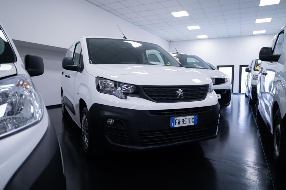 Peugeot Partner Furgone usata a Torino (2)