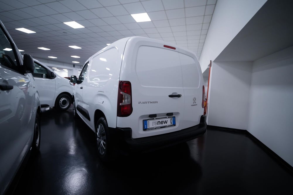 Peugeot Partner Furgone usata a Torino (3)