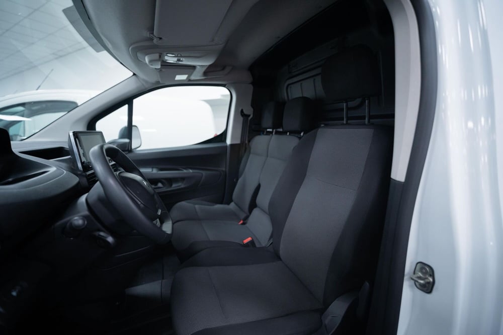 Peugeot Partner Furgone usata a Torino (6)