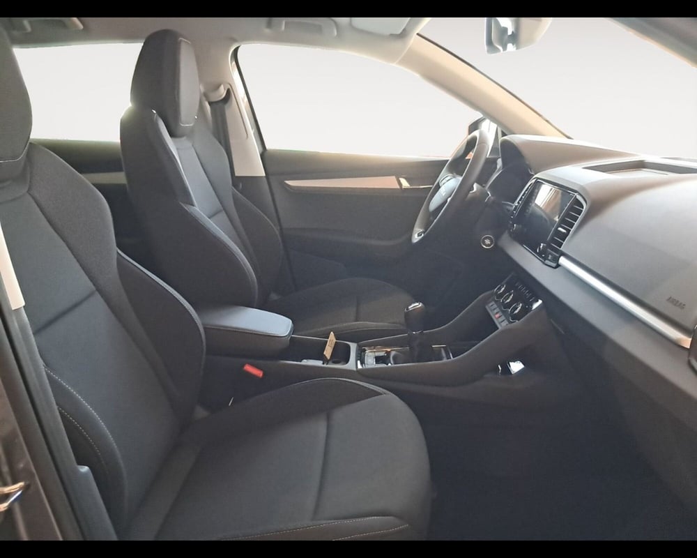 Skoda Karoq nuova a Ravenna (10)