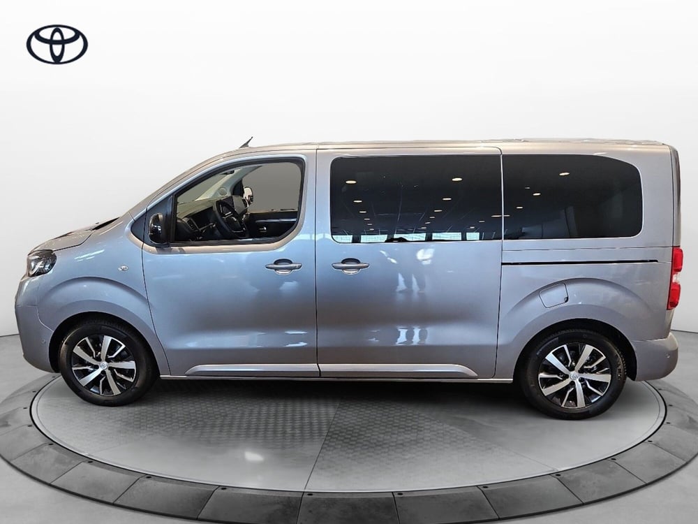 Toyota Proace Verso nuova a Vicenza (3)